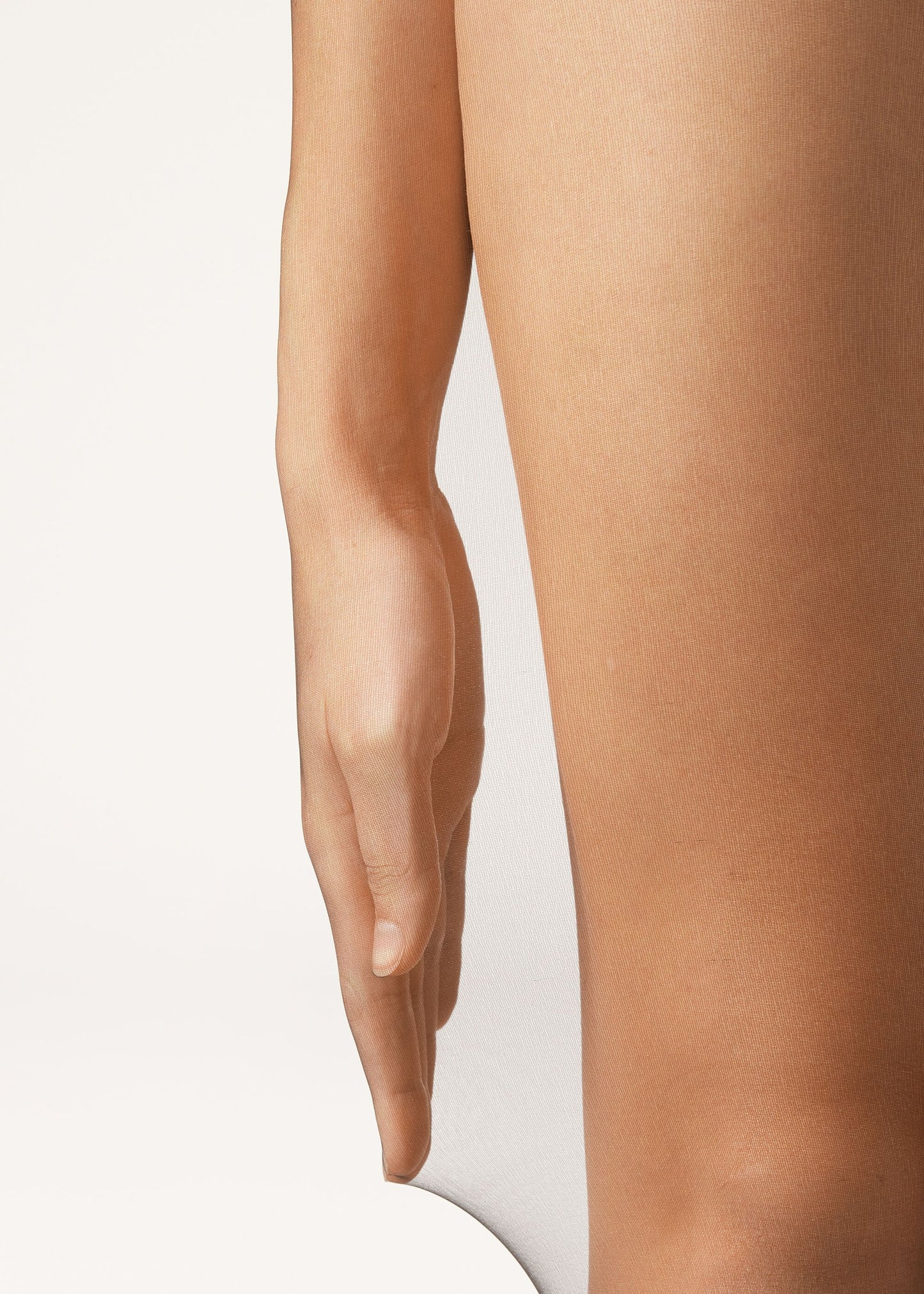 Matt Resistant 8 Denier Sheer Tights