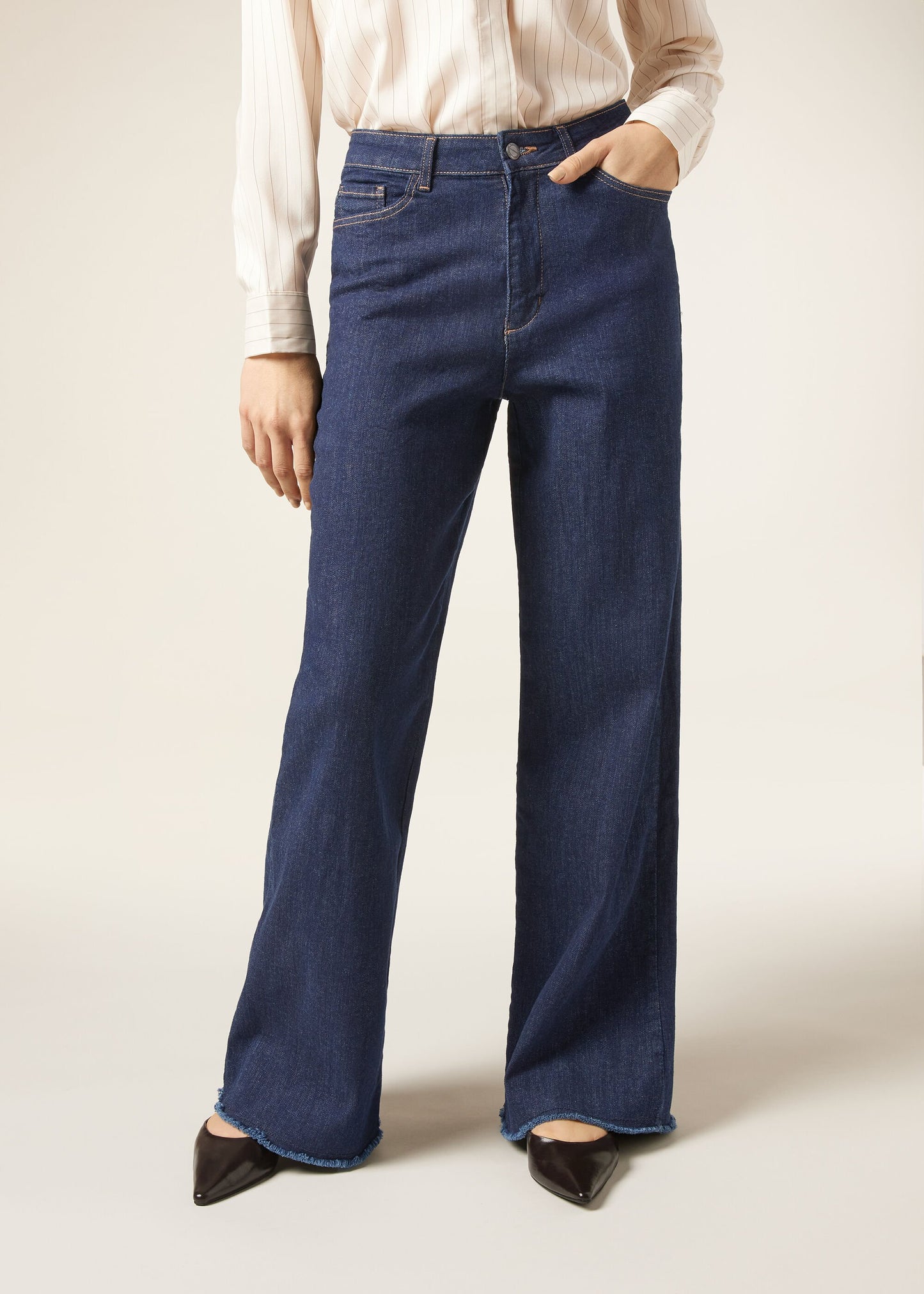 Wide Leg Stretch Jeans